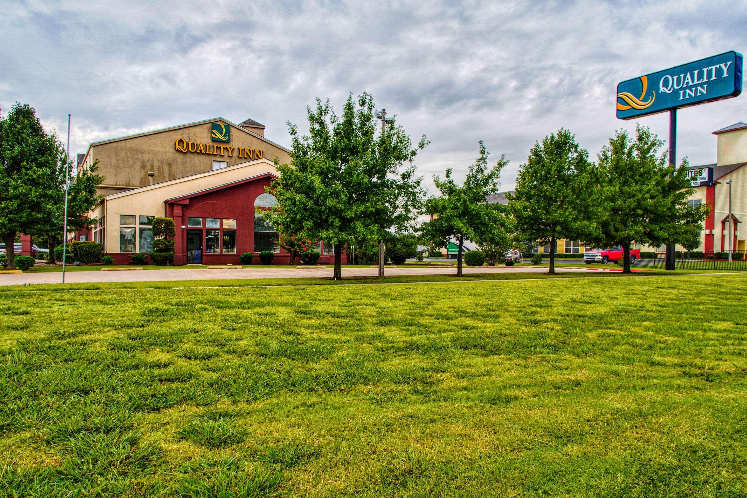 Quality Inn Moore - Oklahoma City Dış mekan fotoğraf